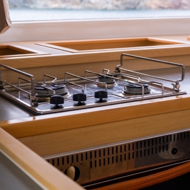 Maximizing Space in Yacht Galleys: Real Ways to Make Every Square Inch Count 